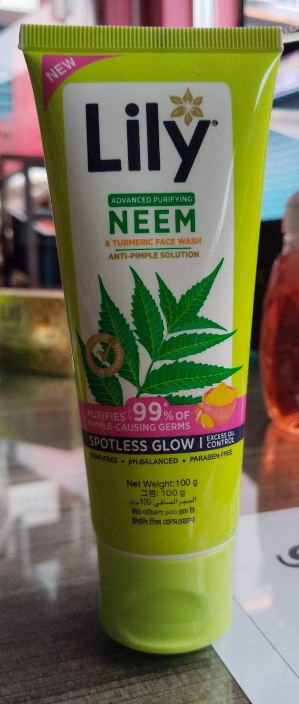 Lily Purifying Neem Face Wash